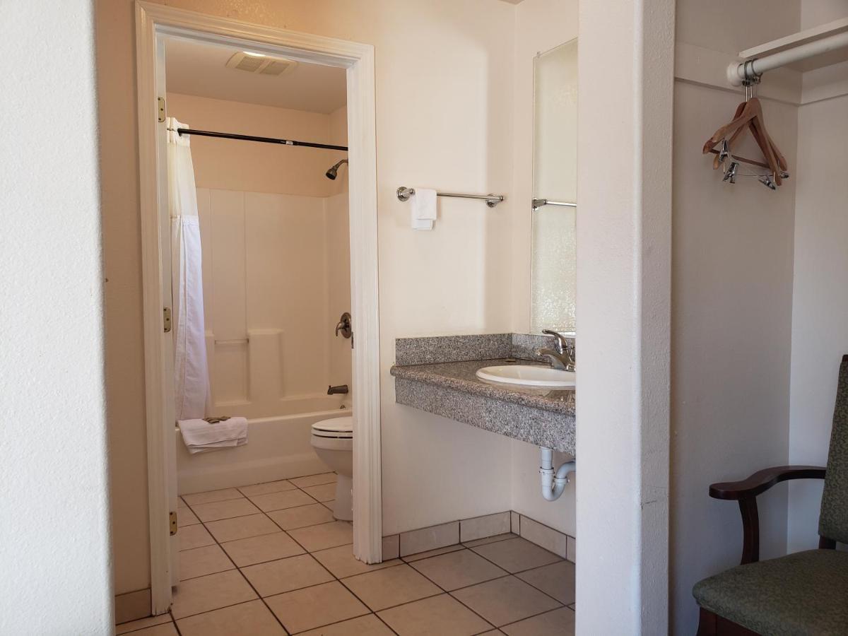 Hotel Paso Robles Wine Country ภายนอก รูปภาพ
